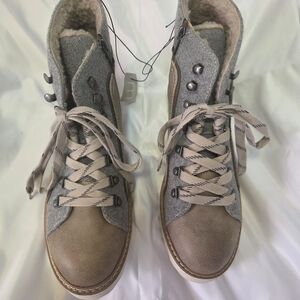 NEW Maurices Gray and Tan Ankle Boots
